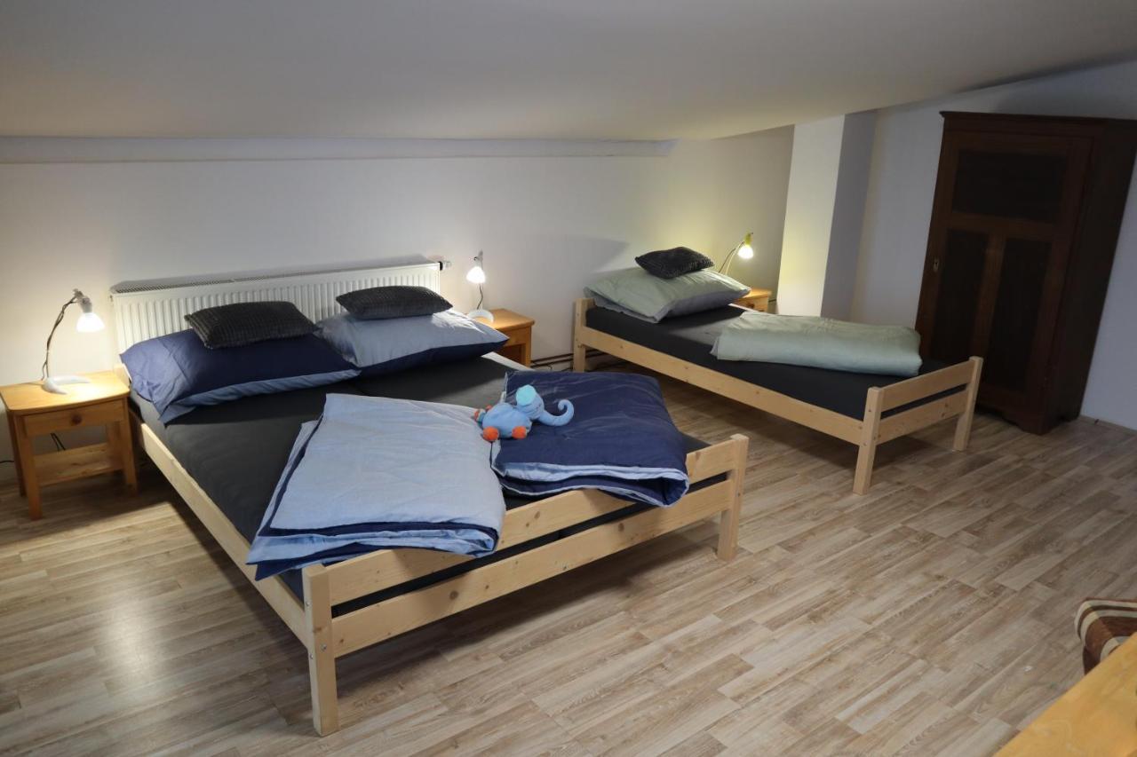 Prazdninovy Dum Jirkov Vila Zelezny Brod Exterior foto